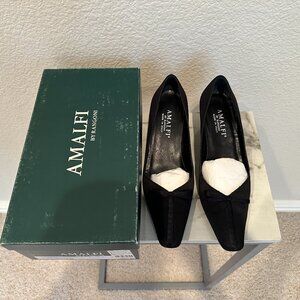 Amalfi By Rangoni Black Pumps